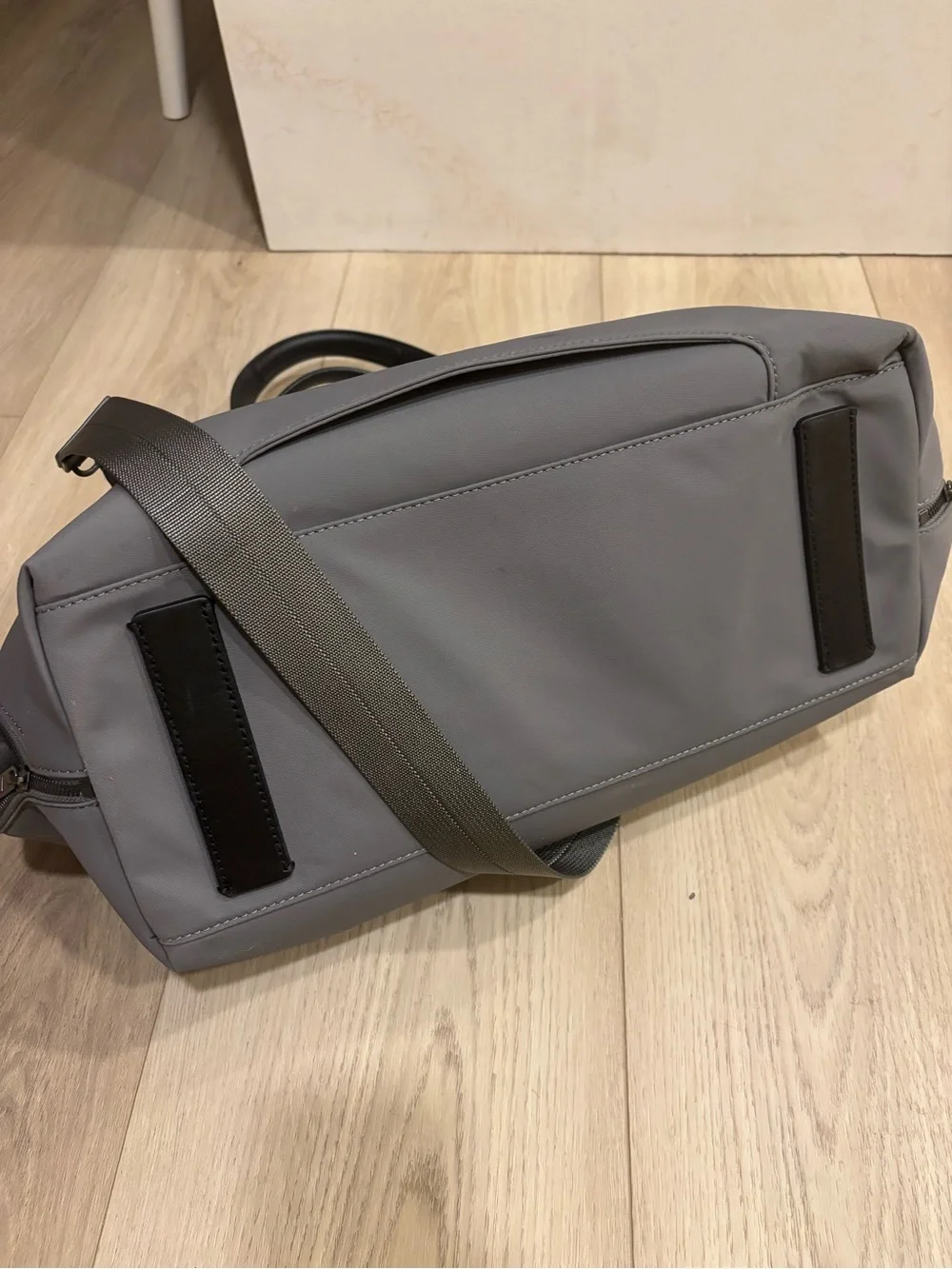 Away sleek grey
